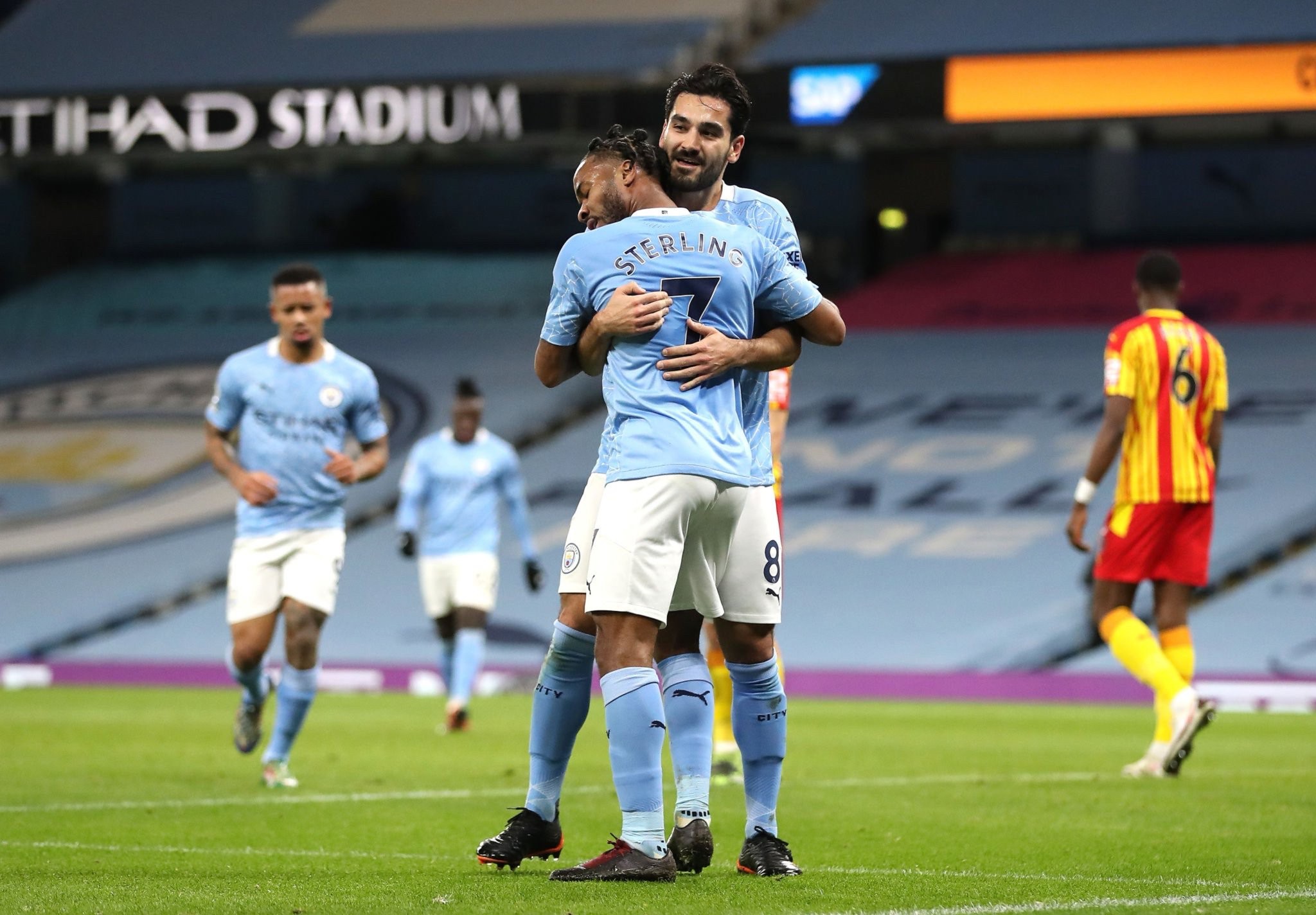 一基础上 一基础上